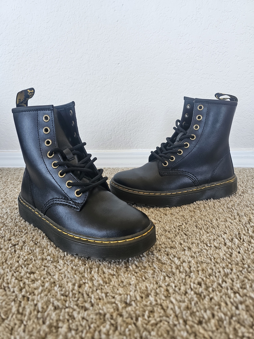 Dr. Martens Zavala Boot